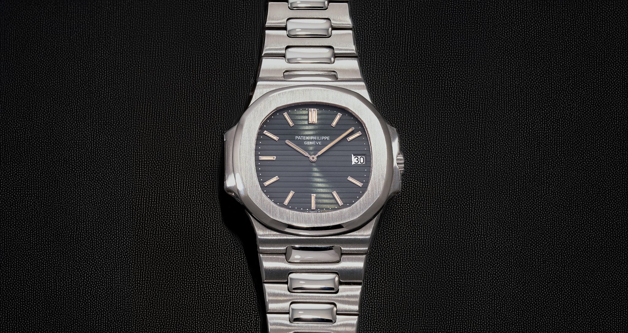 Patek-Philippe-3700-Nautilus-Type-7-Dial