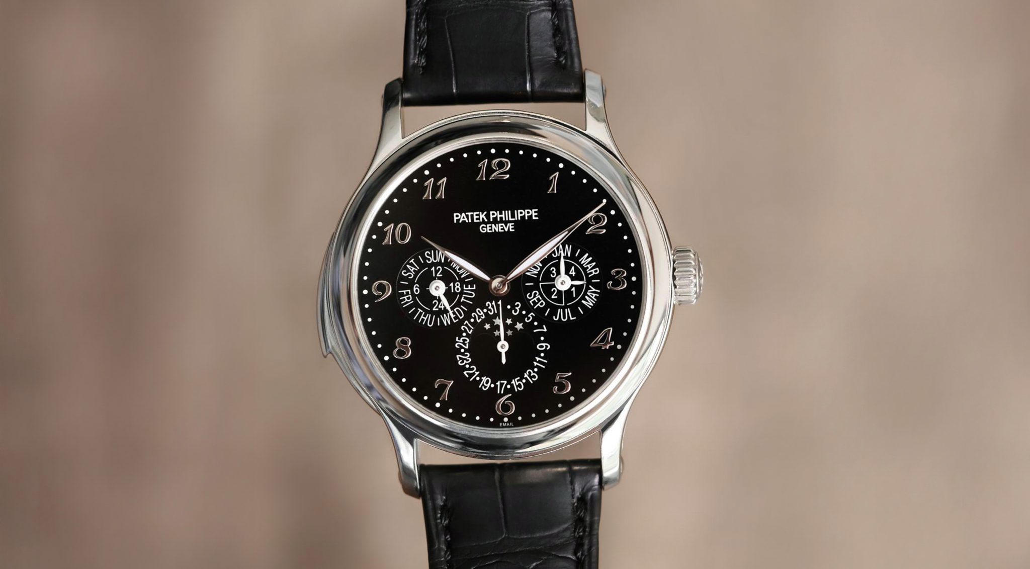 5374P-Patek-Philippe-Perpetual-Calendar-Minute-Repeater