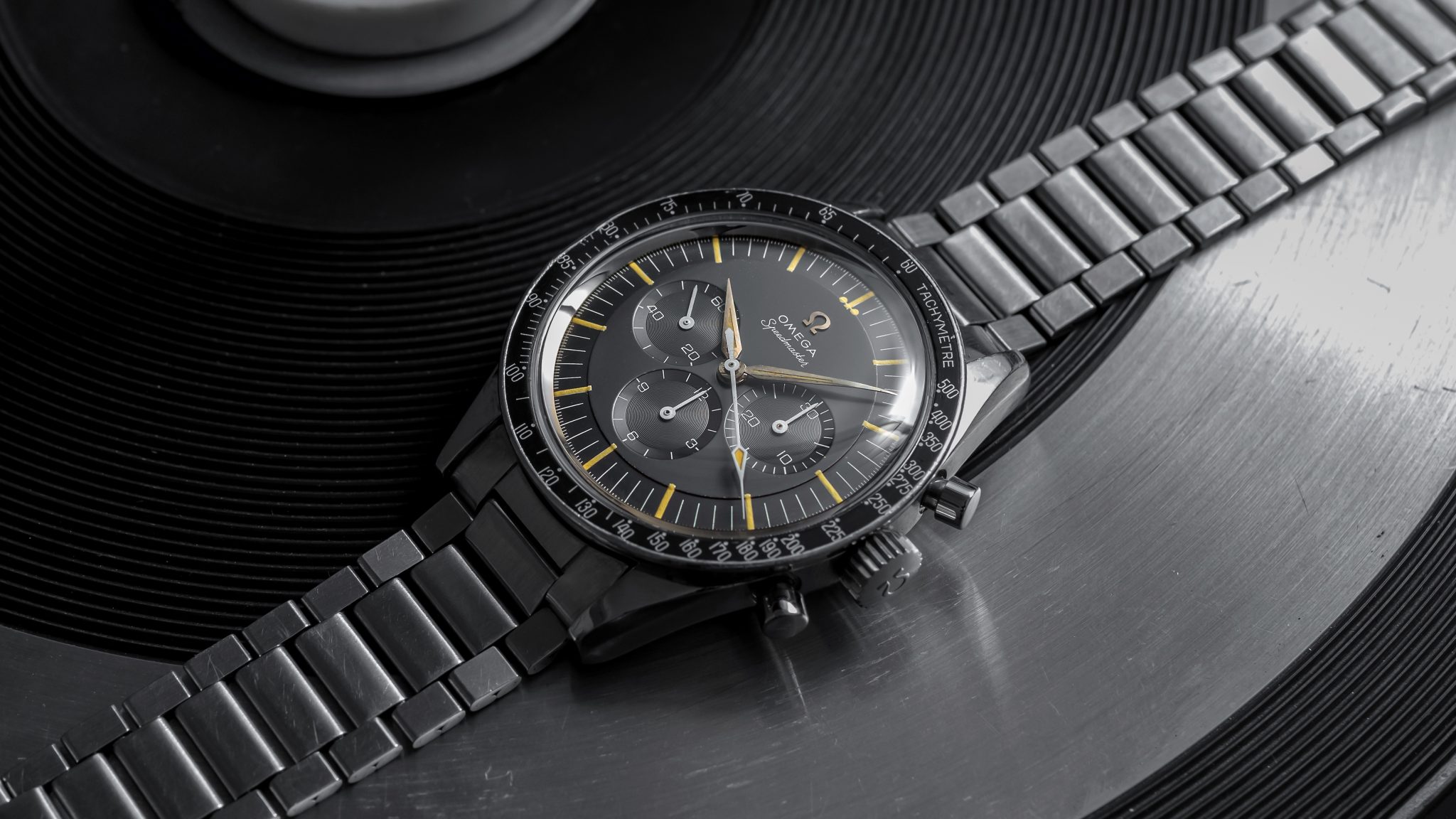 Omega-Speedmaster-2998-Grey-Dial