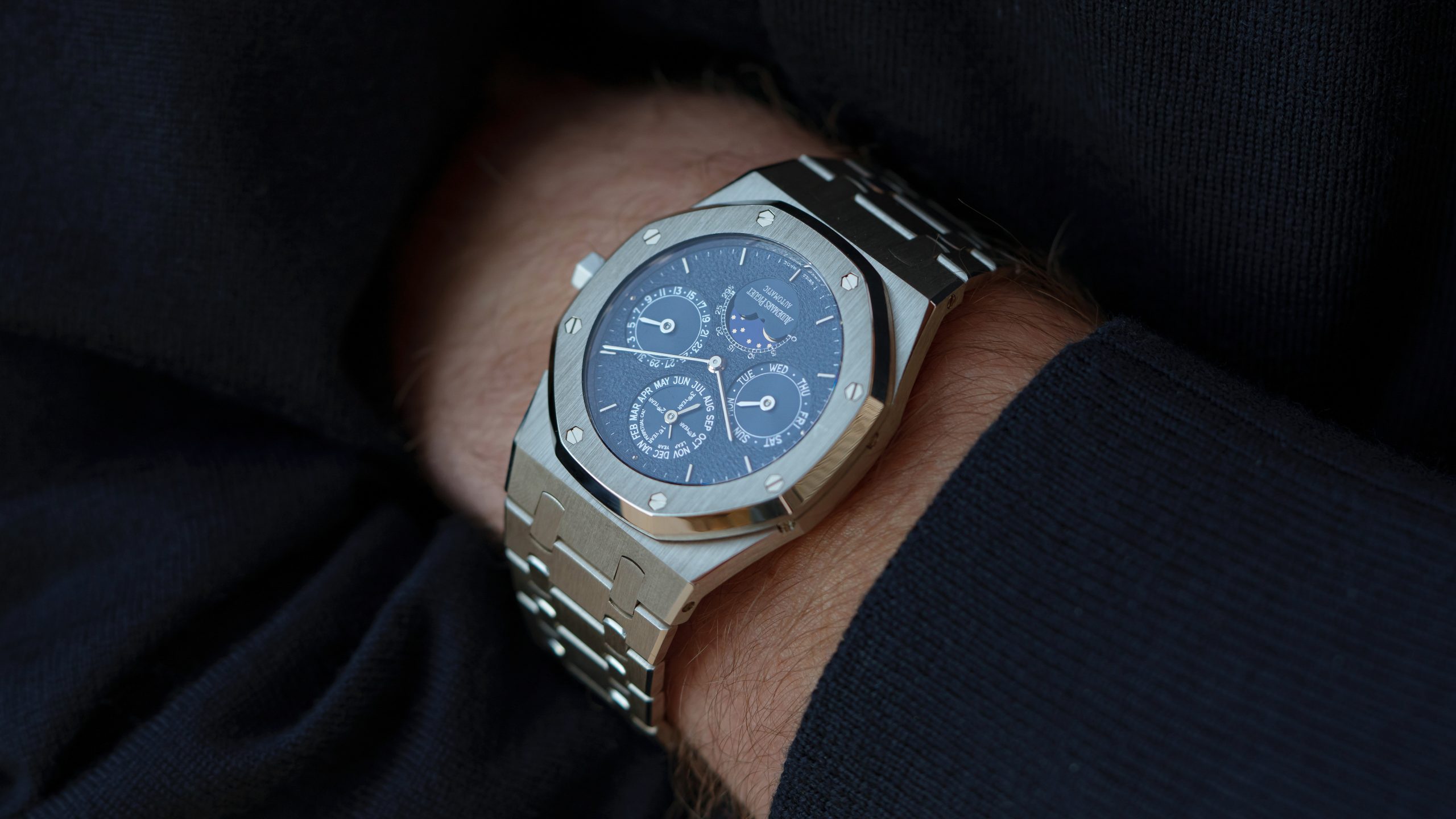 Audemars-Piguet-Tuscan-Dial-Royal-Oak-Perpetual-Calendar-25820PT