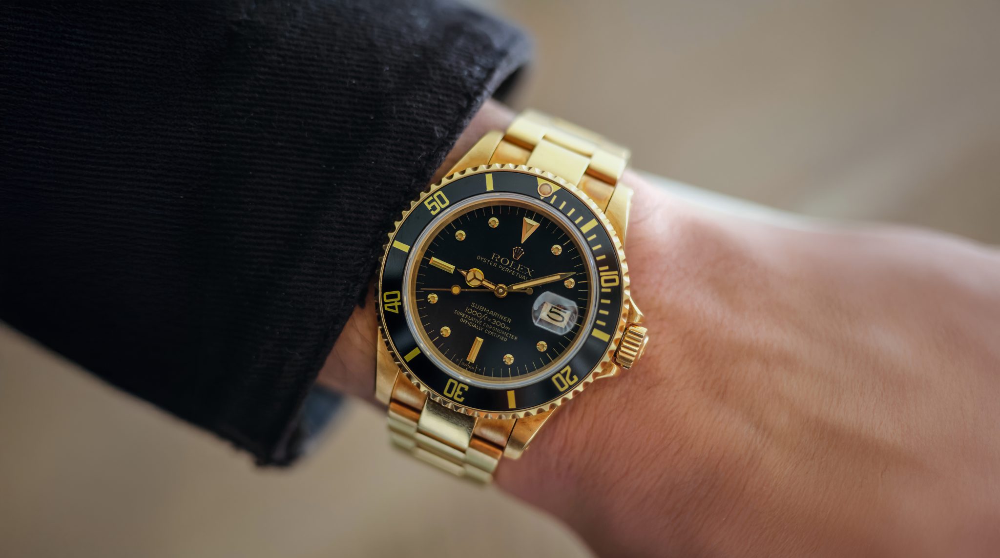 16808-Rolex-Submariner-Yellow-Gold