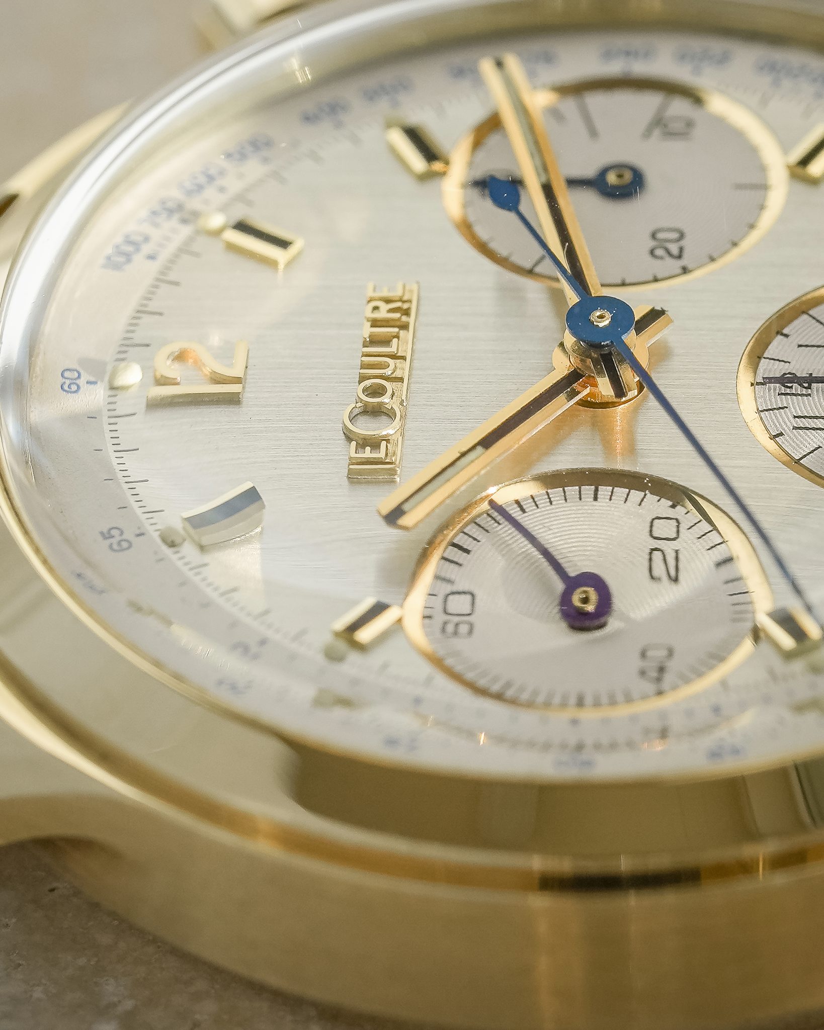 Jaeger-LeCoultre-Valjoux-72-Yellow-Gold