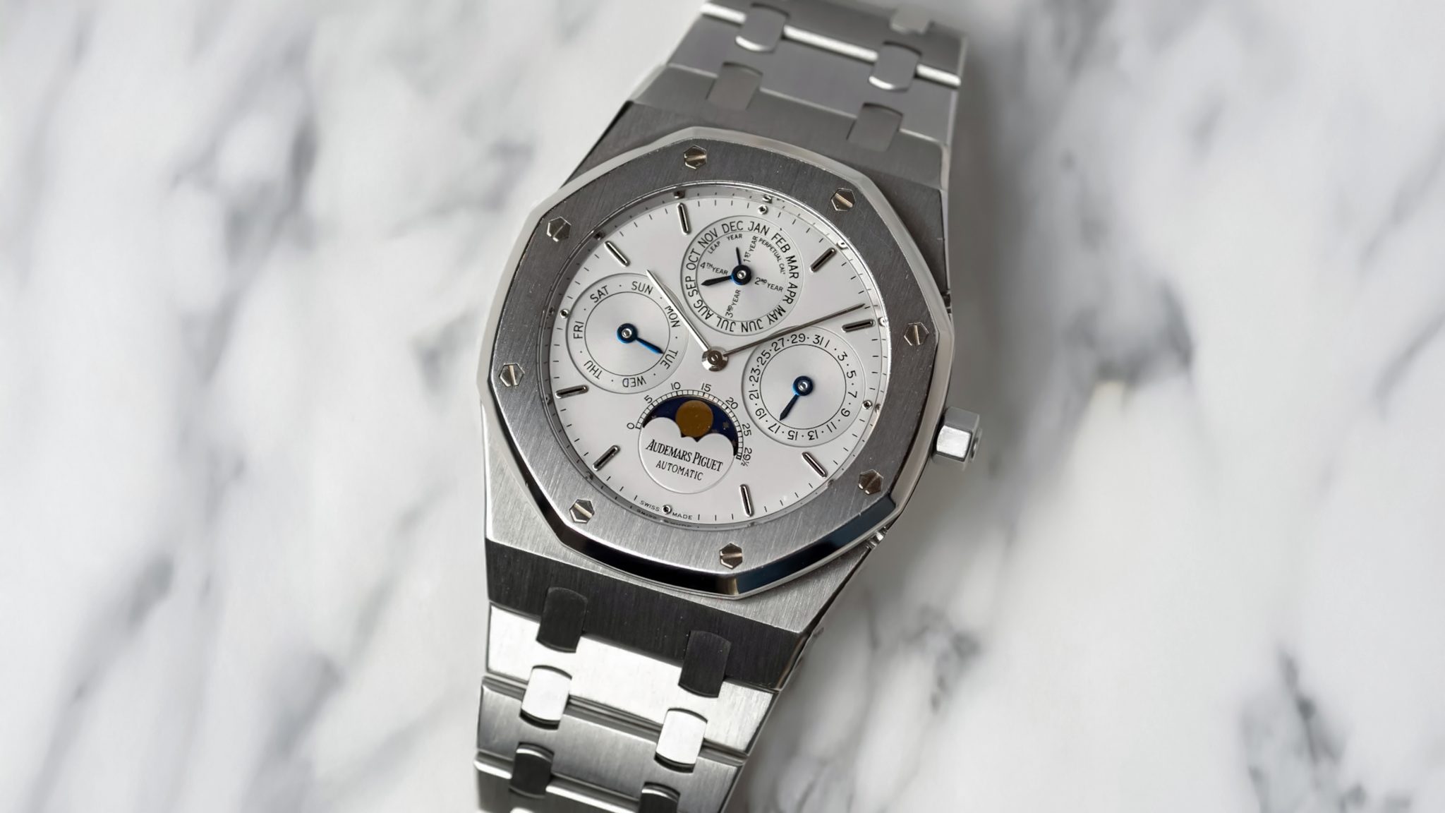 Flat-Grey-Dial-25820ST-Audemars-Piguet-Royal-Oak