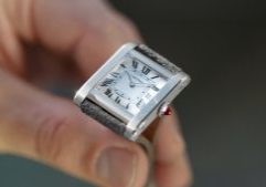 Cartier-Tank-Normale-Privé-Platinum